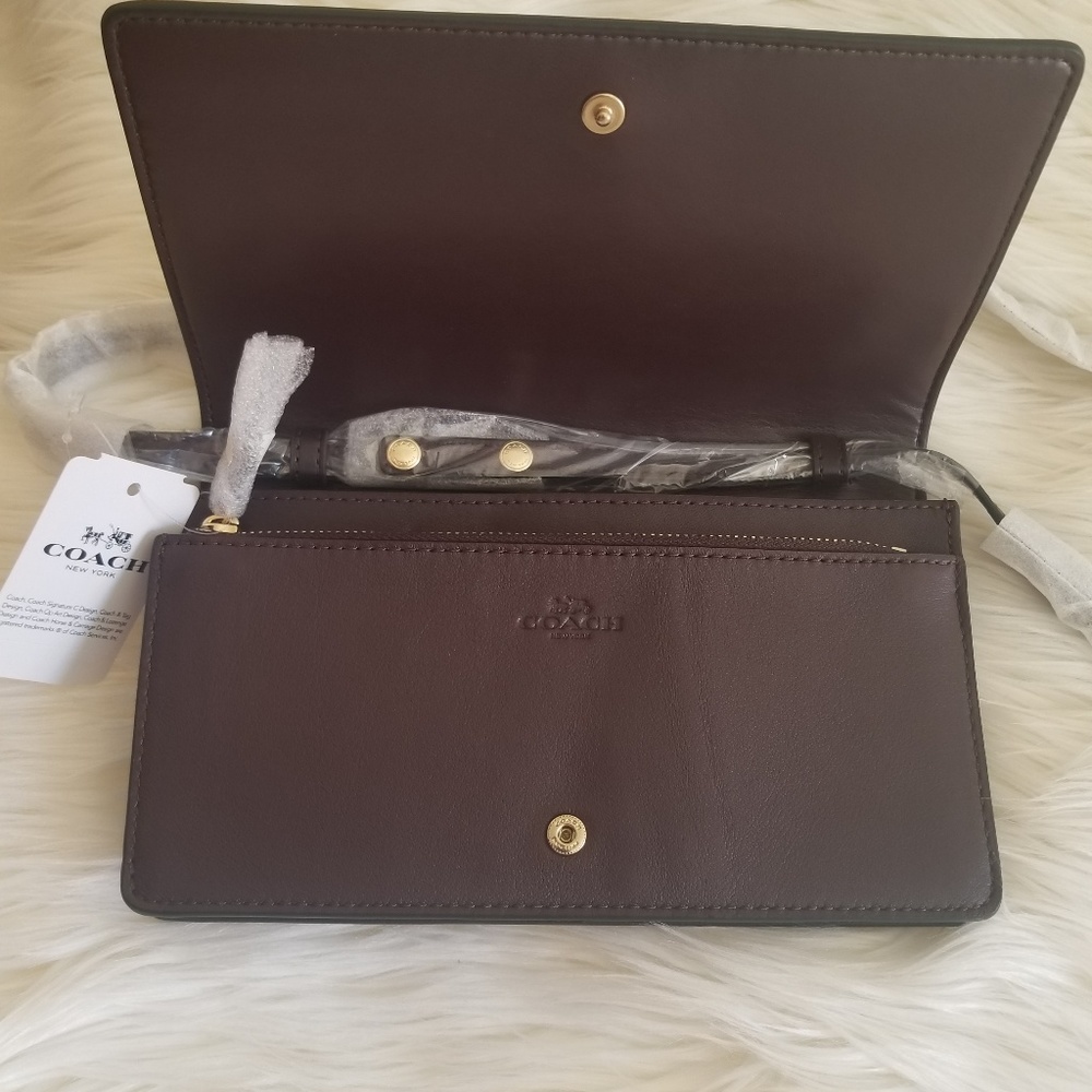 NWT*Coach Signature Foldover Crossbody*Host Pick🎉 - Picture 4 of 7